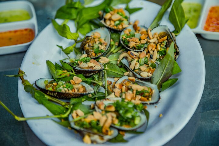 Premium Food Tour Ho Chi Minh City By Motorbike |Saigon Adventure