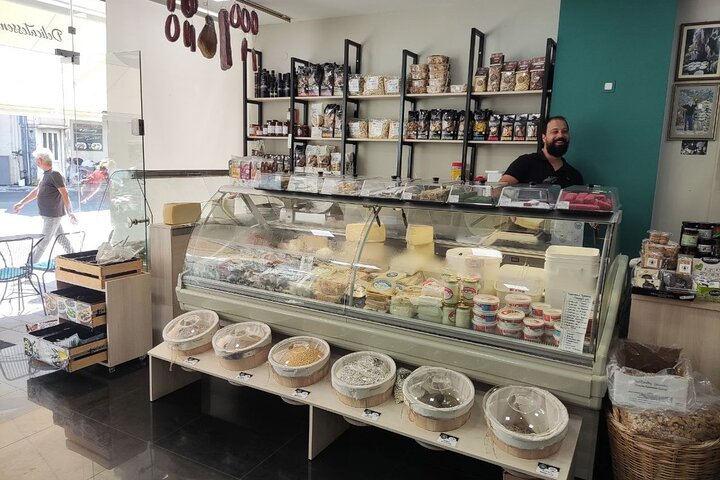 Walking “Food tasting tour” in the town of Chania