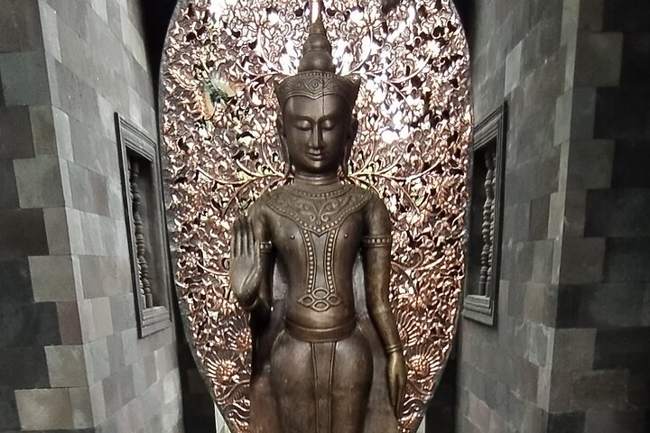 Borobudur Climb To The Top, Prambanan Temple And Ramayana Ballet