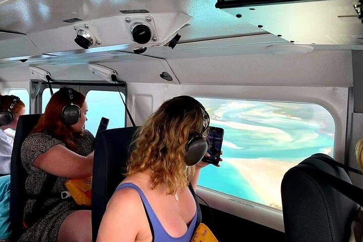 1hour Scenic Flight Heart Reef, Whitehaven Beach, Hill Inlet, GBR