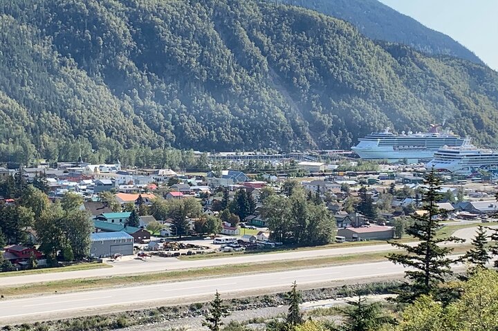 White Pass Deluxe Tour from Skagway