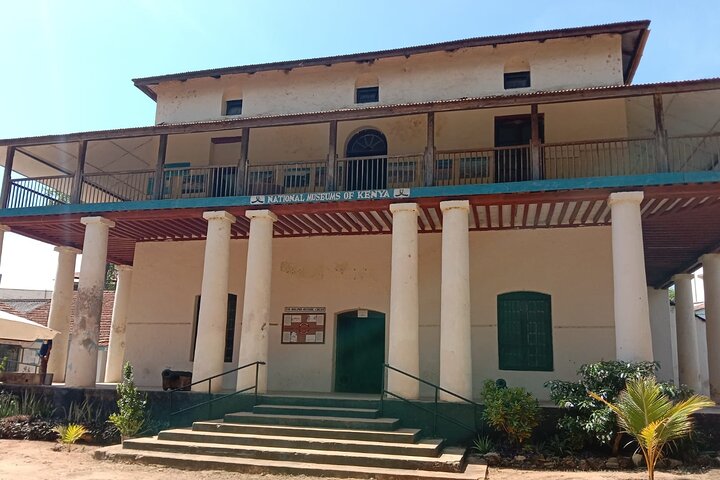 Malindi Explorer: City Tour & Mambrui Sand Dunes Adventure