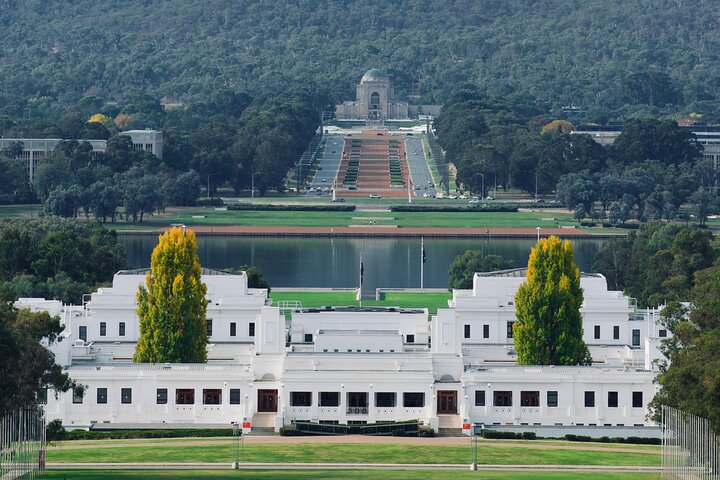 Highlights of Canberra Full Day Tour