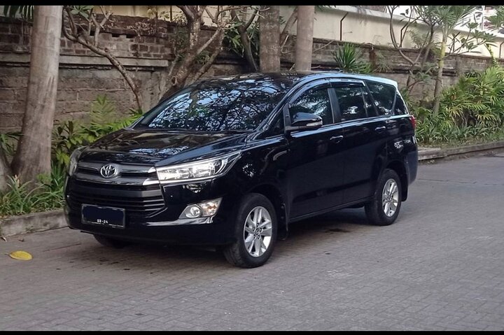 Private Car Charter in Bali with an English-speaking Driver