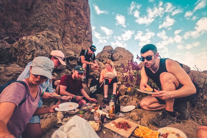 The Volcano Heart Tour: Hiking, Tasting and Sunset Experience