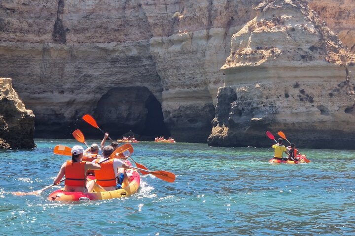 Benagil: Caves, Beaches, and Secret Spots Guided Kayak Tour