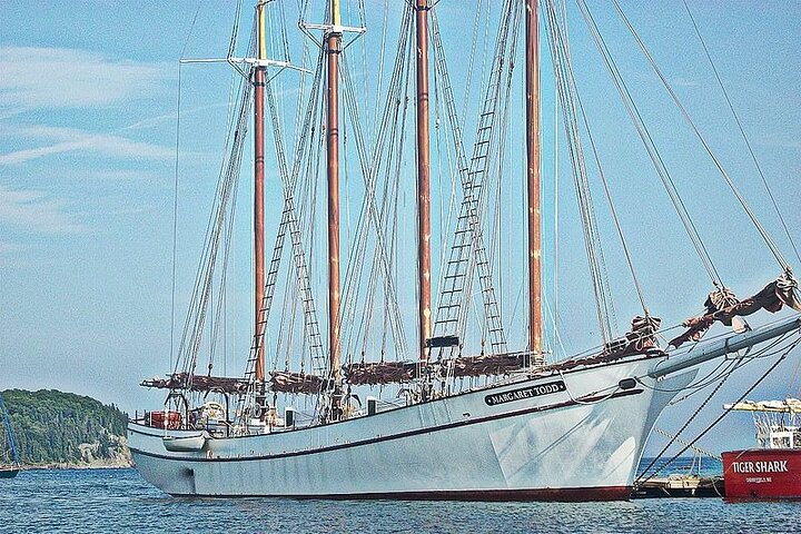 1.5 to 2-Hr Windjammer Sailing Trip in Maine w/ Licensed Captain