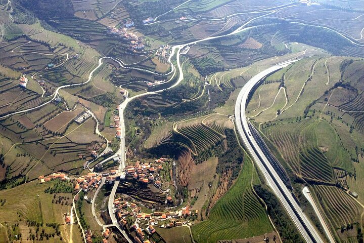 Douro Valley private wine tour | tastings and lunch included