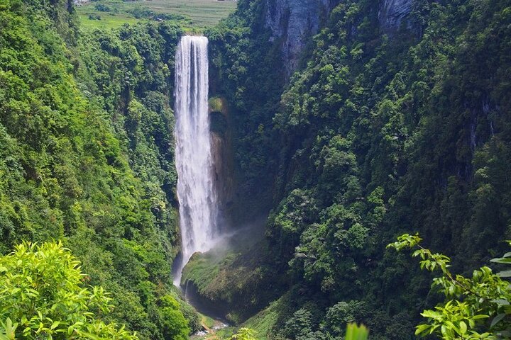 7-Day Private Tour from Nanning to Chongzuo and Weizhou Island