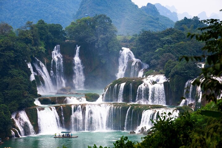 7-Day Private Tour from Nanning to Chongzuo and Weizhou Island