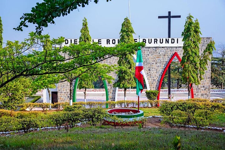 Full-Day Tour Bujumbura With Rusizi Park And Stanley Monument