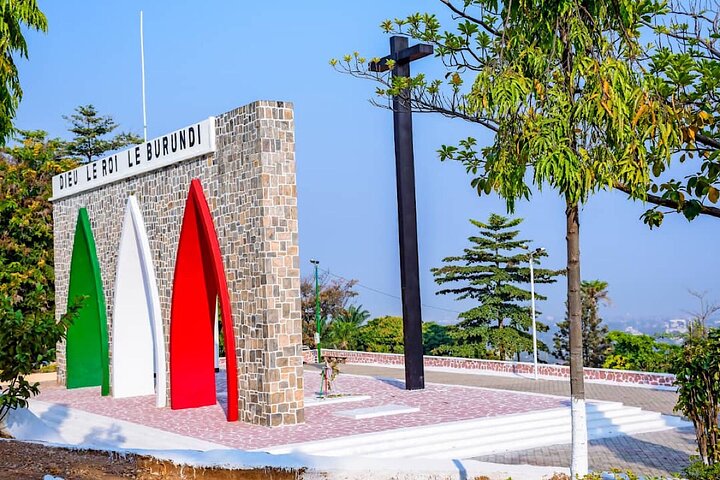 Full-Day Tour Bujumbura With Rusizi Park And Stanley Monument