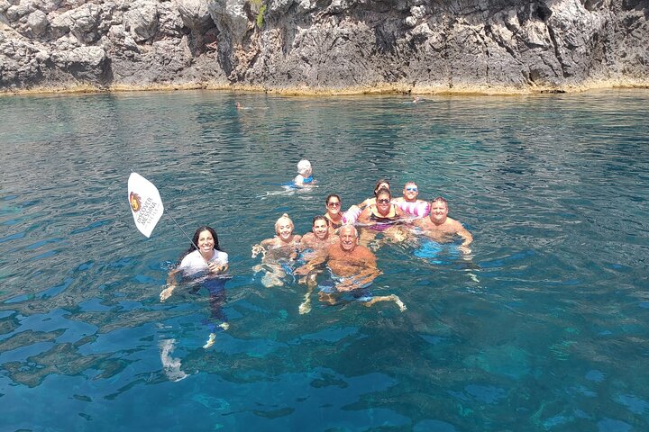 Taormina and Isola Bella Day Tour with Boat Trip from Messina
