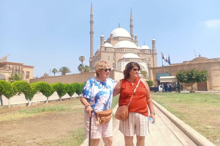 4-hours private Tour Islamic Mosque,Coptic Cairo &Khan el-Khalili