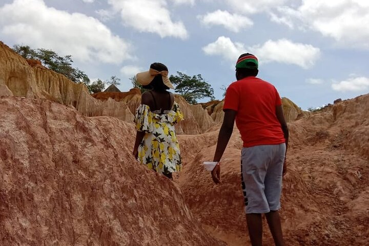 Sand. Canyons. Sunset. Magic. Mambrui & Hell’s Kitchen experience