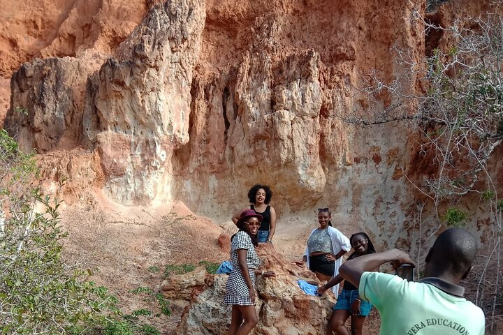 Sand. Canyons. Sunset. Magic. Mambrui & Hell’s Kitchen experience