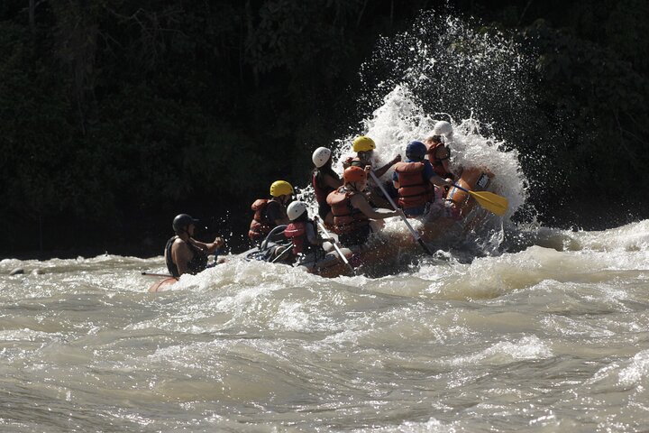 Full-Day Rafting in Jondachi & Hollin Class IV Tena, Ecuador