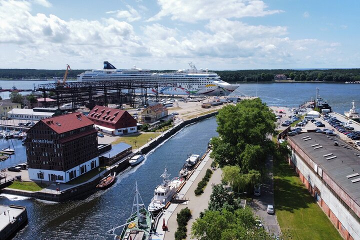 Private Old Klaipeda Guided Walking Tour
