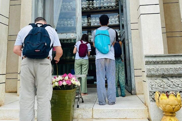The Killing Field and Toul Sleng Genocide Museum (S21) Tour