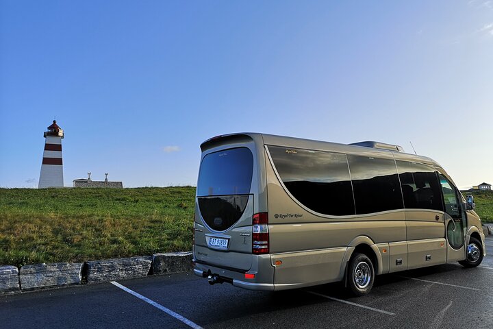 Ålesund Shore Excursion and 6 beautiful highlight stops minibus