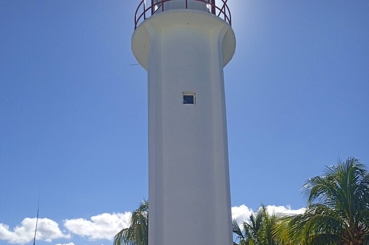 Full Day Tour with Fishing and Snorkeling from Holbox