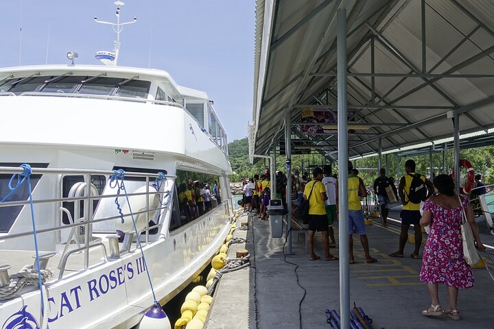 Cat Rose Praslin Island and La Digue Island Fast Ferry