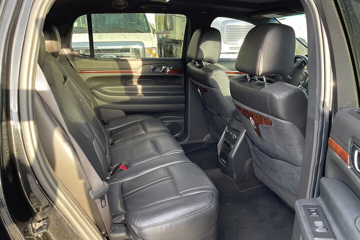 Port Canaveral to Orlando Airport MCO Luxury Sedan