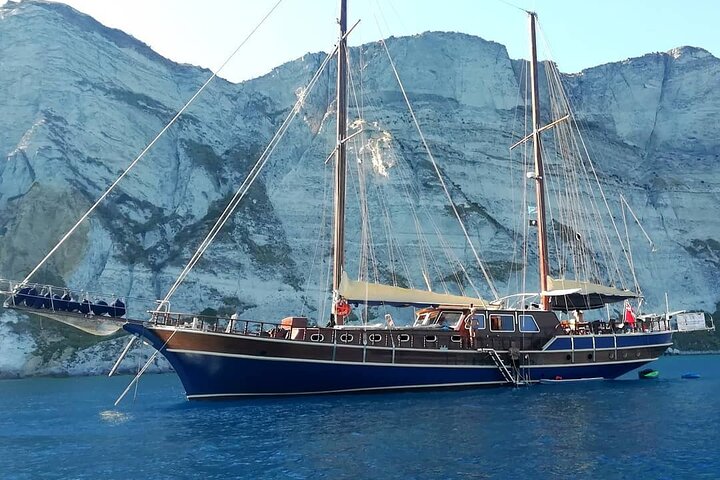 All Day Cruise -3 Islands to Agistri,Moni, Aegina with lunch and drinks included