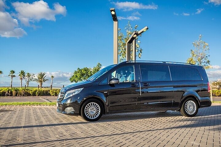 Private Tour of Casablanca with Hassan II Mosque Entry Ticket