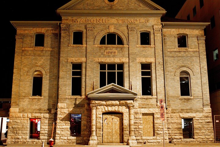 Walk Winnipeg: 4 Smartphone Audio Walking Tours