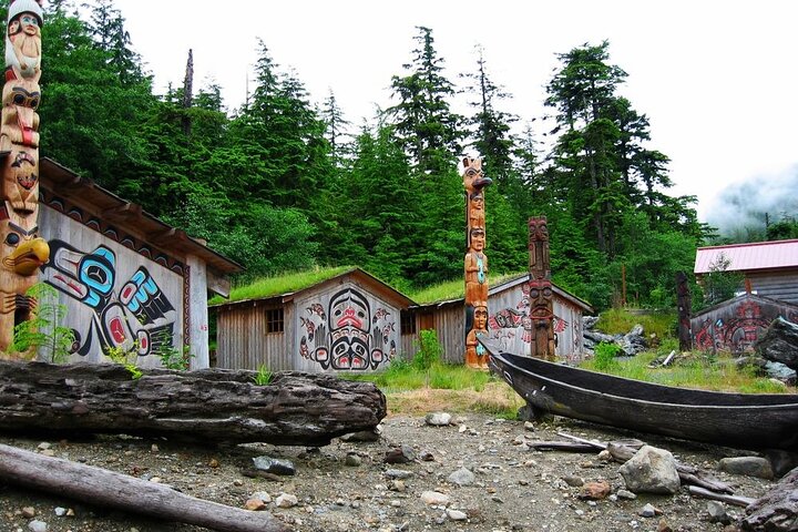 3hr Private Custom Excursion in Ketchikan for up to 14 people