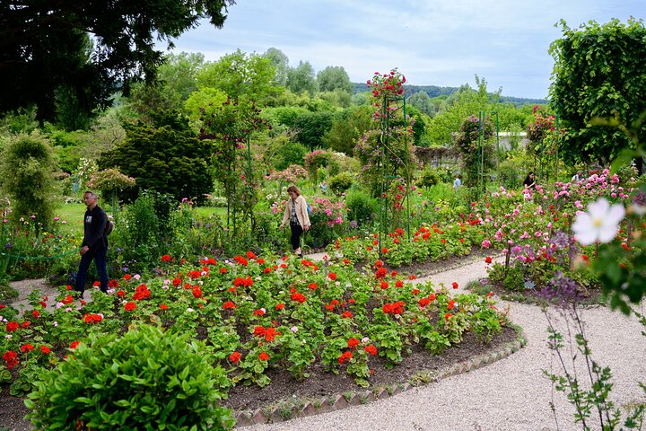 Monet’s House & Gardens Giverny Small Group Tour from Paris