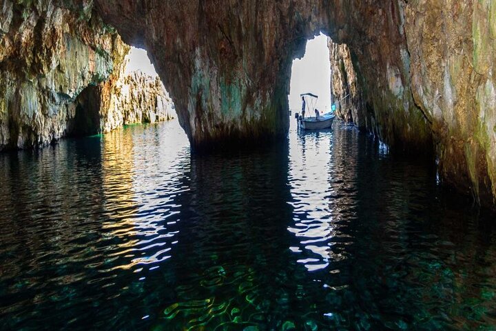 Blue & Green Cave Vis Island and Pakleni Islands Private Day Trip from Hvar