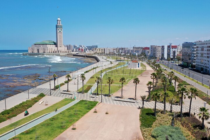 Casablanca Layover Tour with Round-Trip Airport Transfer