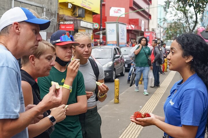 San Jose: Bites and Sights Walking Food Tour including Markets