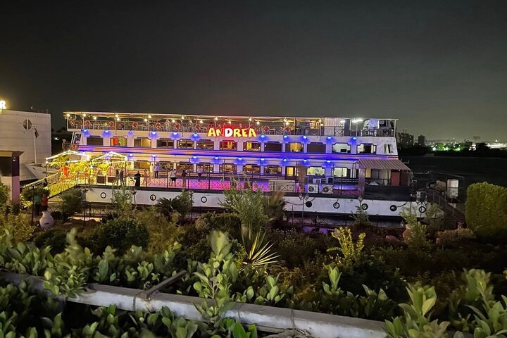 Cairo Dinner Cruise in Nile River With Belly Dancer show