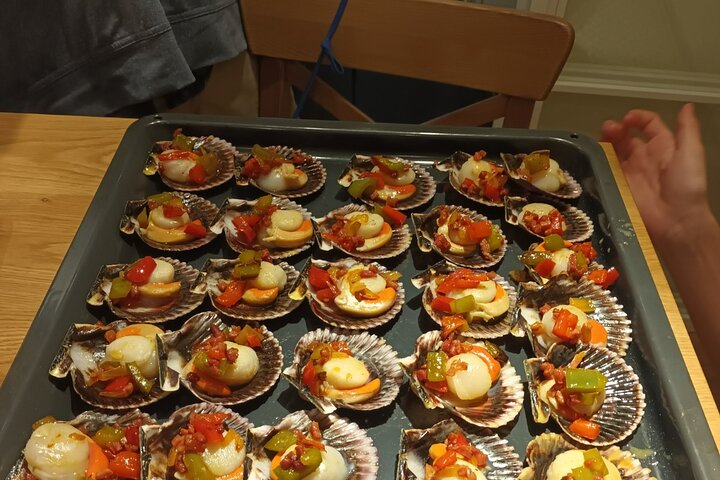 Food Market Shopping and Cooking Workshop in A Coruña