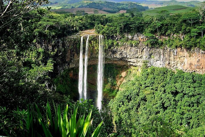 South-West of Mauritius Private Full-Day Scenic Tour with Lunch