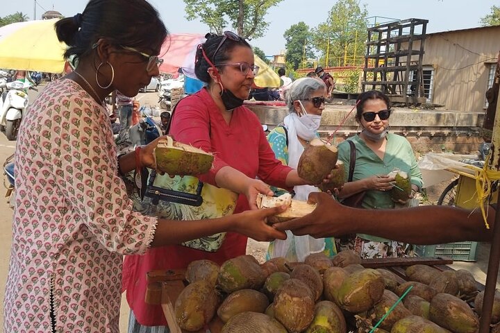 Immersive Bhubaneswar walking tour with professional guide