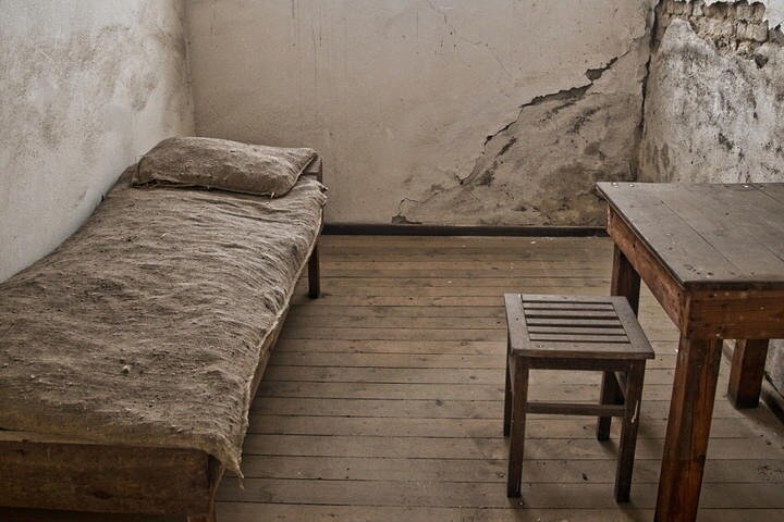 Berlin: Sachsenhausen Concentration Camp and Potsdam day tour