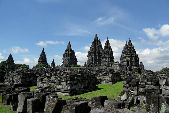 Borobudur Full Climb Up And Prambanan ALL INCLUSIVE PRIVATE Tour
