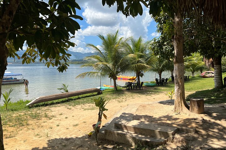 BLUE WILLOW LAGOON + Boat Trip + Panoramic Viewpoint – Tarapoto