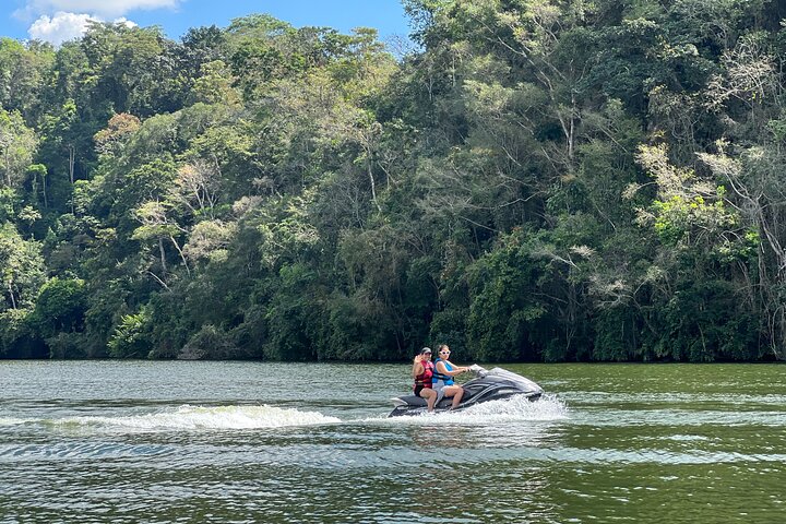 BLUE WILLOW LAGOON + Boat Trip + Panoramic Viewpoint – Tarapoto