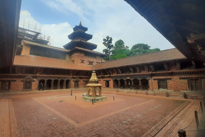 Kathmandu 2, 4 or 7 UNESCO Sites Private Day Tour