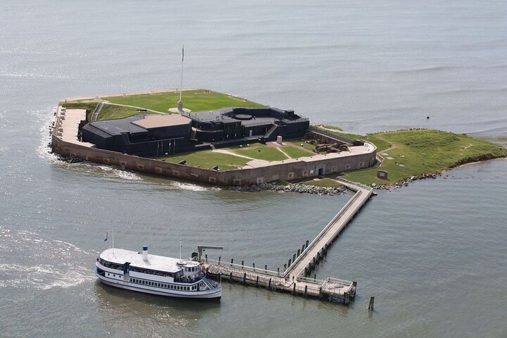 Fort Sumter Access and Self-Guided Tour with Roundtrip Ferry