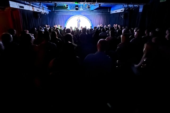 Friday & Saturday night comedy club entry