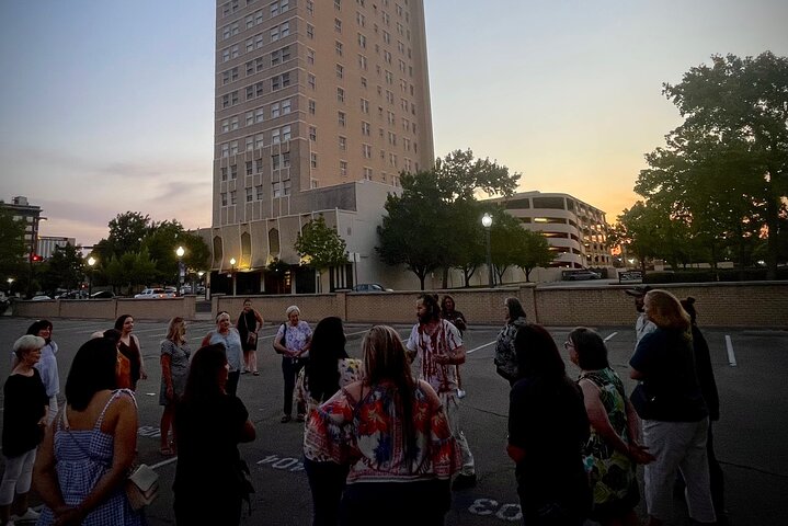 Haunts & Legends Tour: Waco’s Stories after Dark