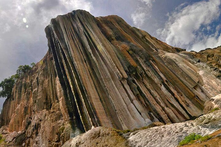 Hierve el Agua Guided Full Day Tour in Oaxaca