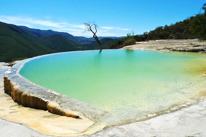 Hierve el Agua Guided Full Day Tour in Oaxaca