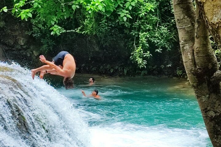 Tour to Copalitilla Magical Waterfalls from Huatulco with admission included